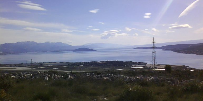 LUX-Trogir1-View-of-the-East