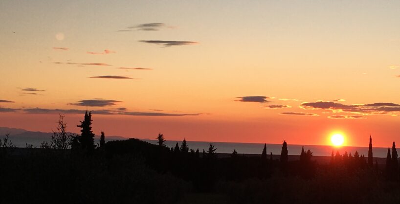 SOLD – Villa in the countryside with spectacular sea view