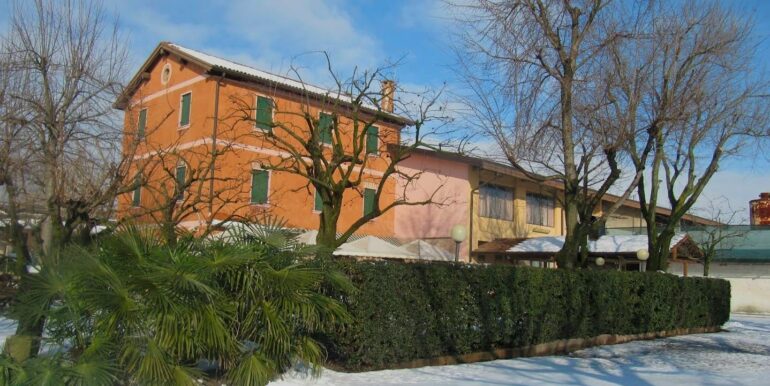 Farmhouse (14)