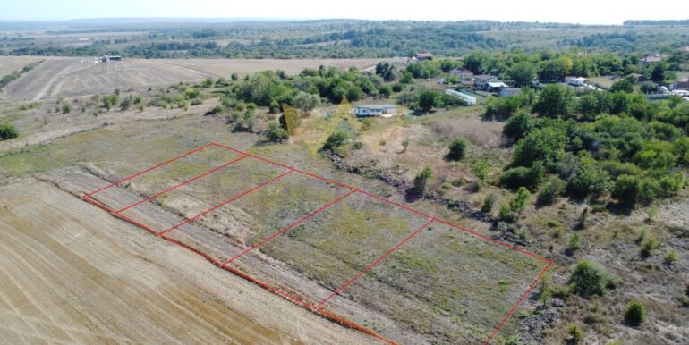 1r175690632377057_i6