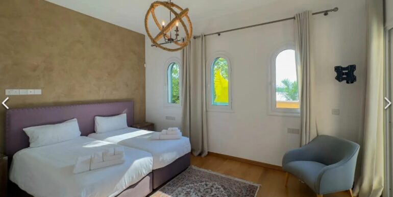 WhatsApp Image 2025-09-07 at 17.23.17