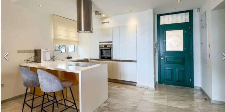 WhatsApp Image 2025-09-07 at 17.23.18 (2)